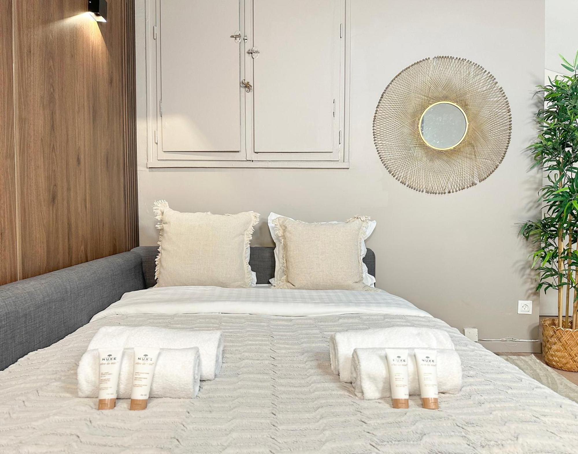Chic Louvre Apartment ปารีส ภายนอก รูปภาพ